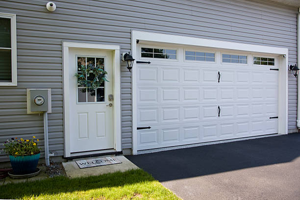 24/7 Emergency Garage Door Panel Replacement experts in Port Arthur, TX